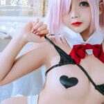 ドスケベマシュのコスプレしてるエロ画像